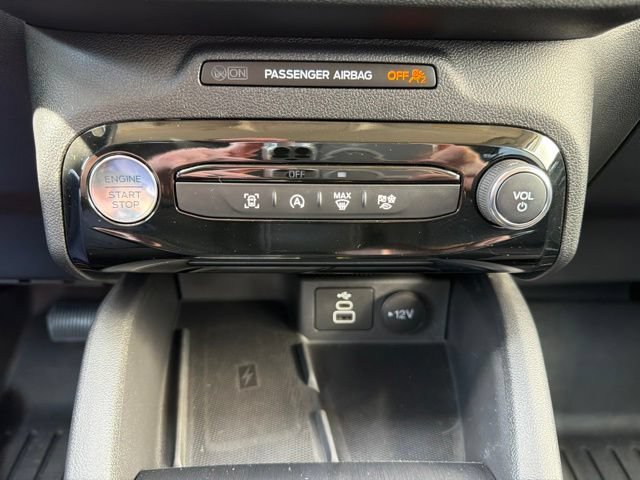 Certified 2025 Ford Escape Active w/ Active Premium Tech Pack AWD/4WD image 16