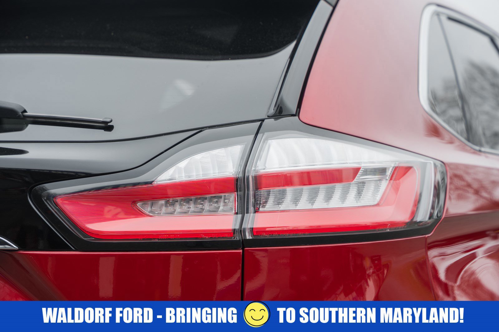 Certified 2020 Ford Edge Titanium w/ Cargo Accessory Package image 7