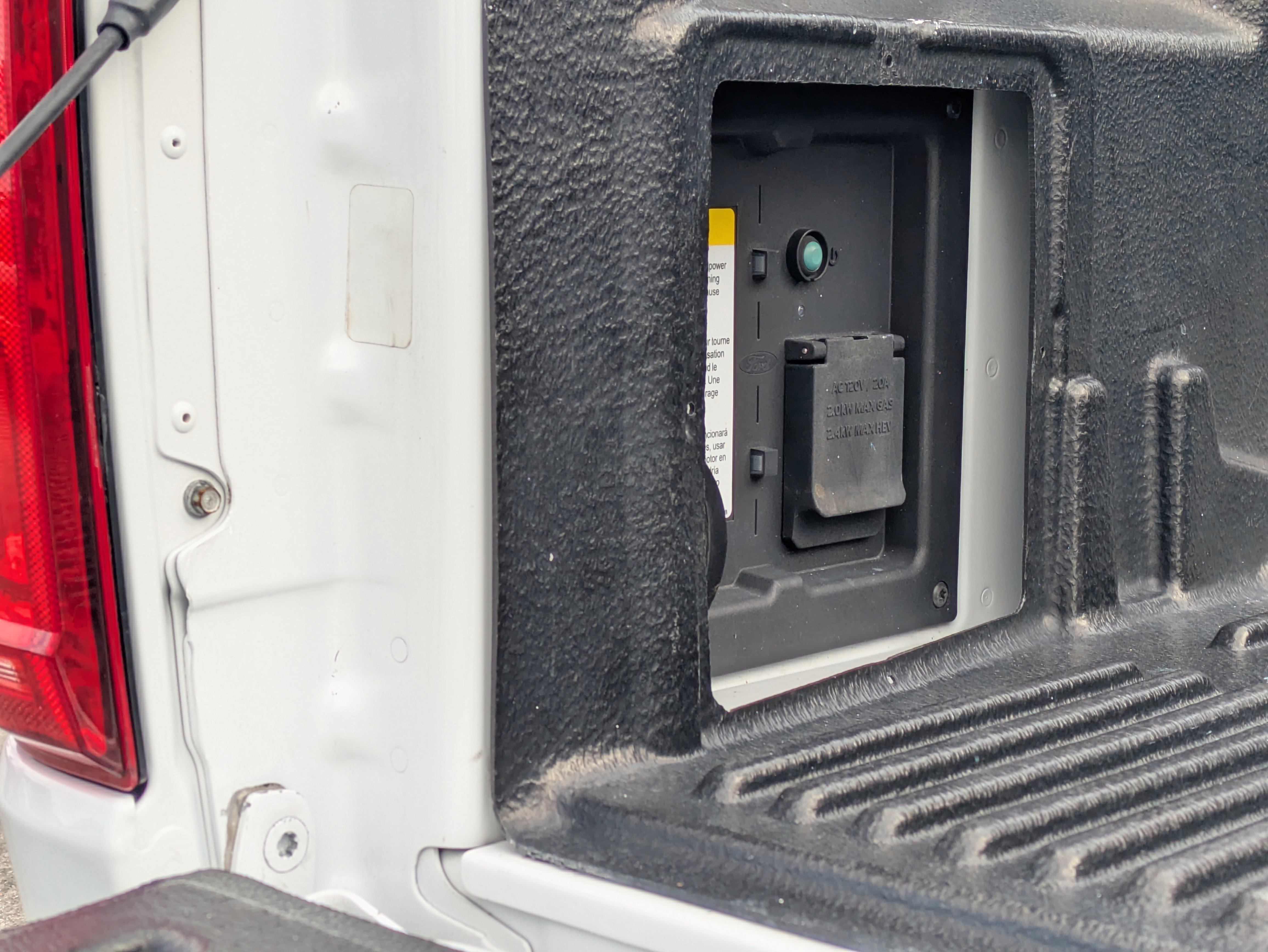 Certified 2023 Ford F150 XLT w/ Equipment Group 302A High image 14