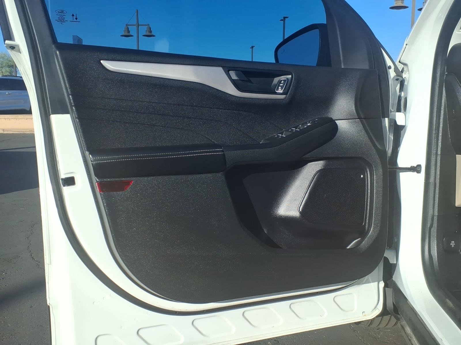 Certified 2022 Ford Escape SE image 20