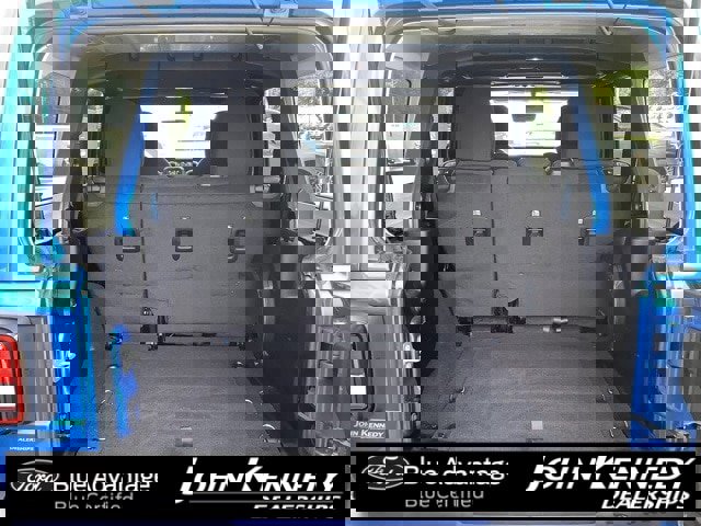 Used 2022 Jeep Wrangler Sport image 13