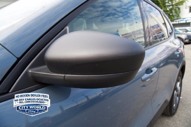 Certified 2025 Ford Escape ST-Line FWD image 10