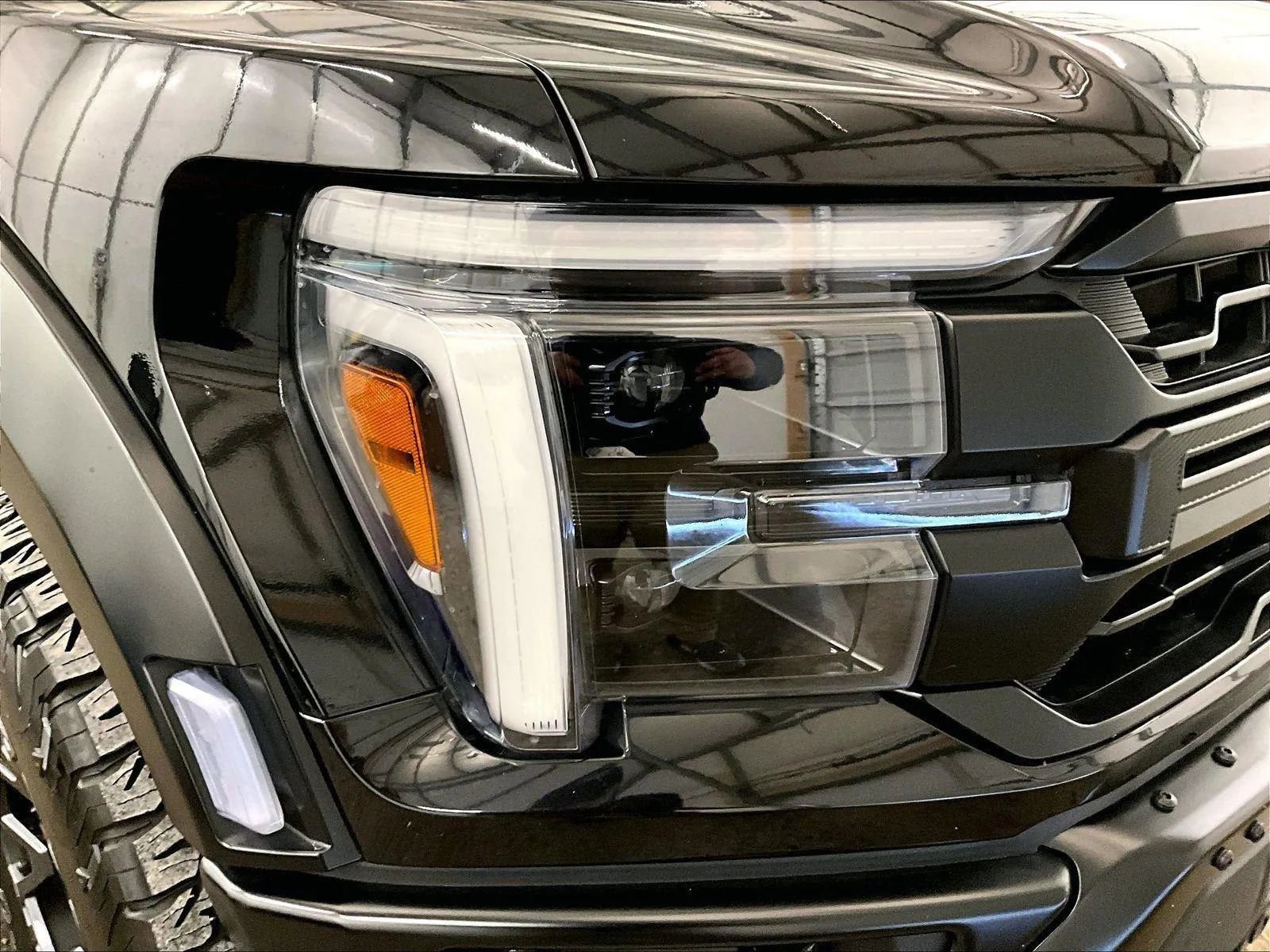 Certified 2025 Ford F150 Raptor w/ Equipment Group 803A Raptor R image 27