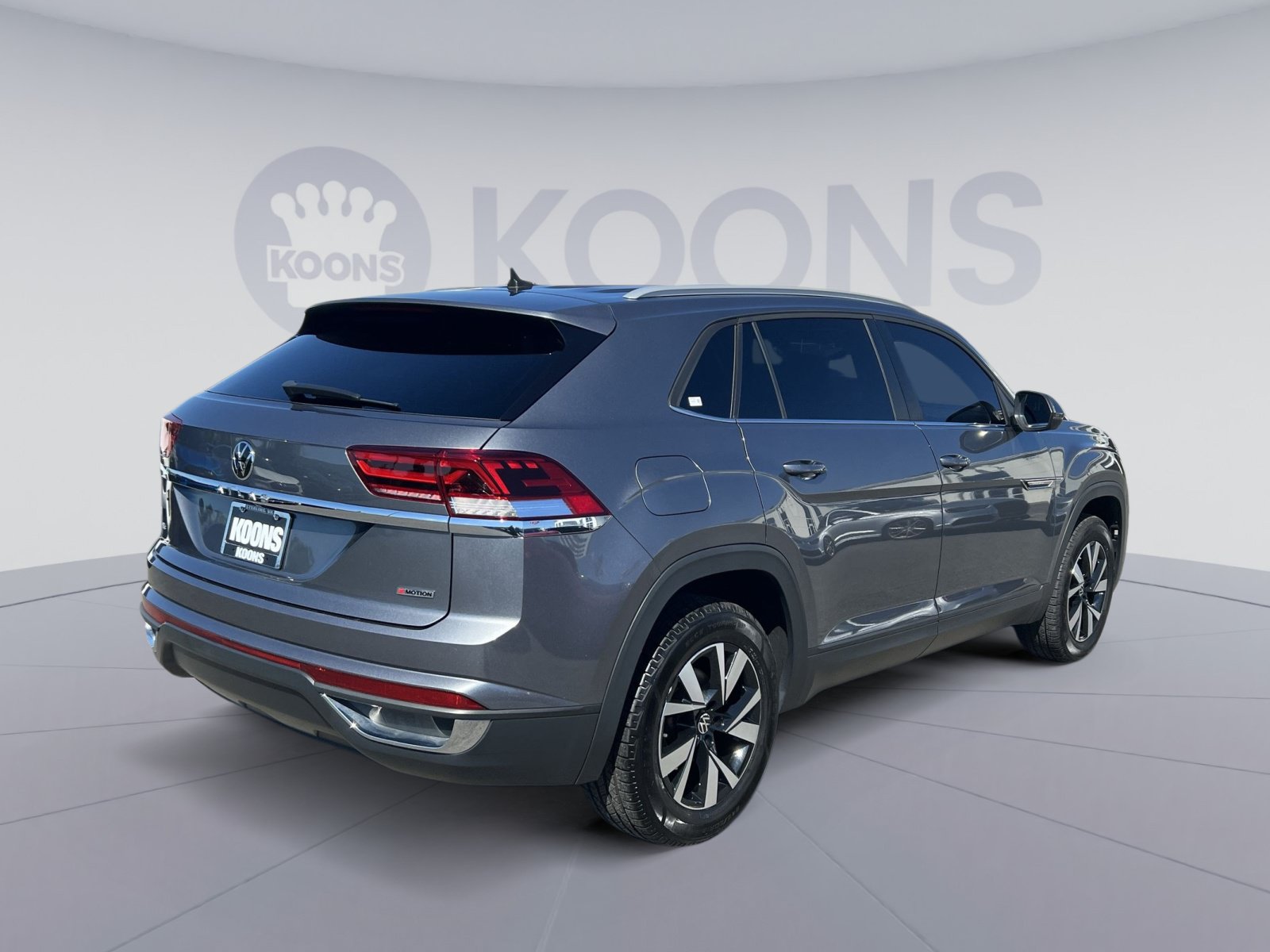Used 2022 Volkswagen Atlas Cross Sport SE AWD/4WD image 11