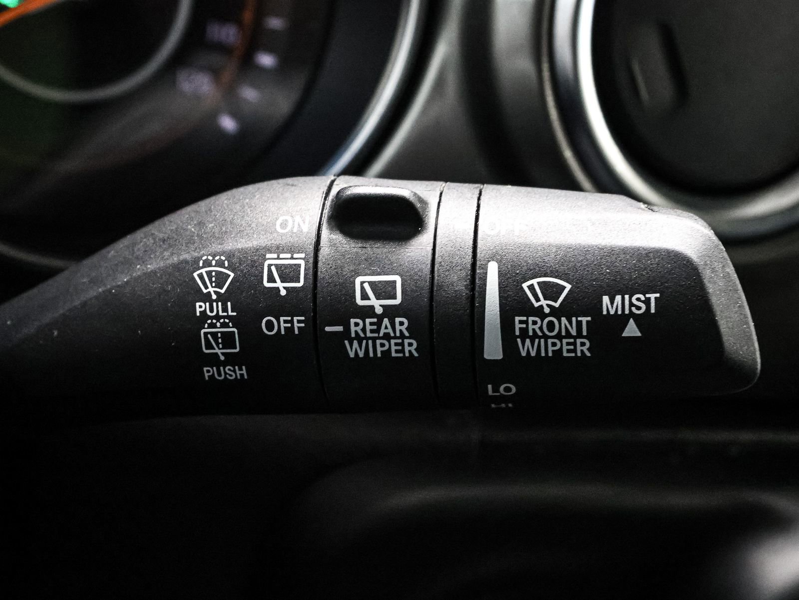 Used 2023 Jeep Wrangler Sahara image 36