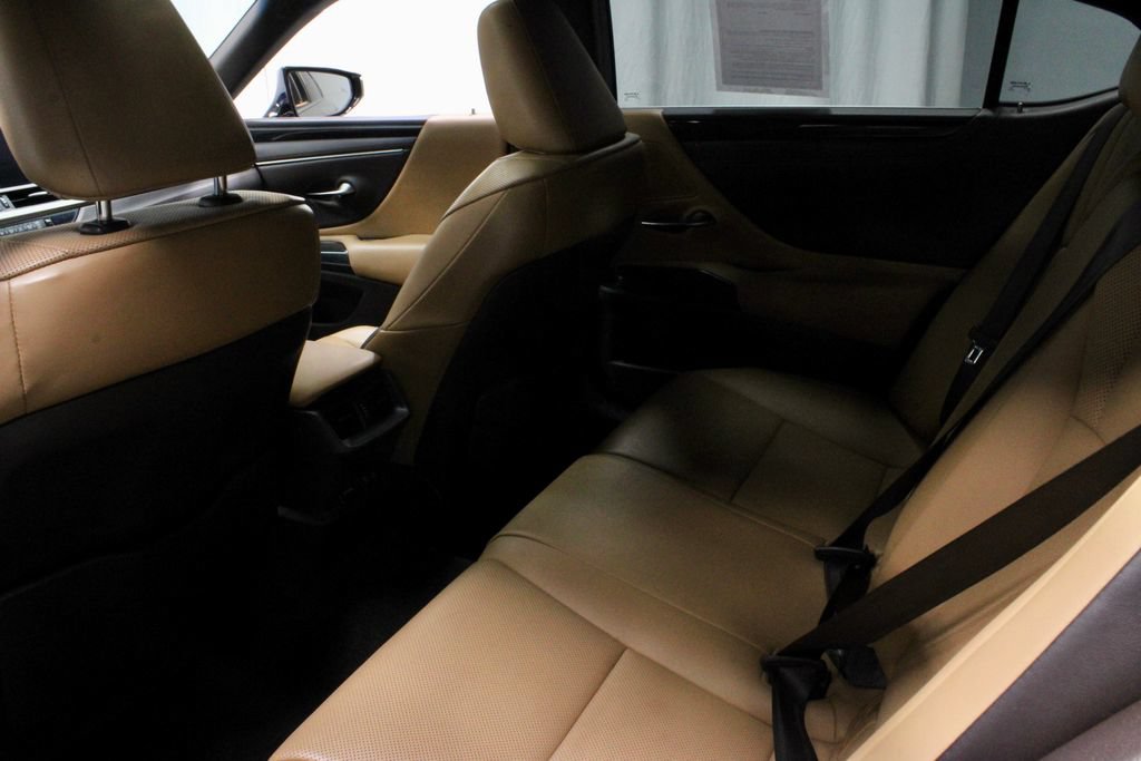 Used 2020 Lexus ES 350 w/ Premium Package FWD image 17