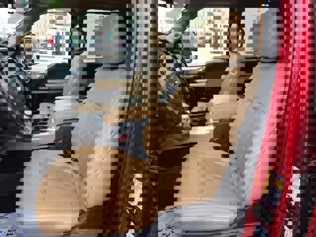 Certified 2022 Ford F350 Lariat w/ Lariat Value Package image 9