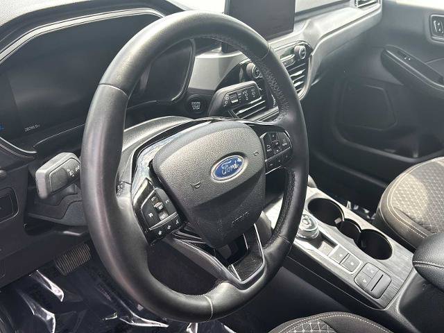 Certified 2023 Ford Escape Active AWD/4WD image 13