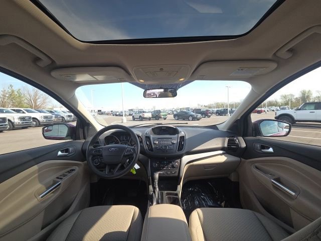 Certified 2017 Ford Escape SE image 17