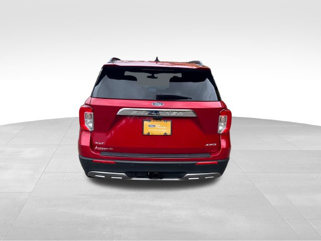 Certified 2023 Ford Explorer XLT w/ Equipment Group 202A AWD/4WD image 8
