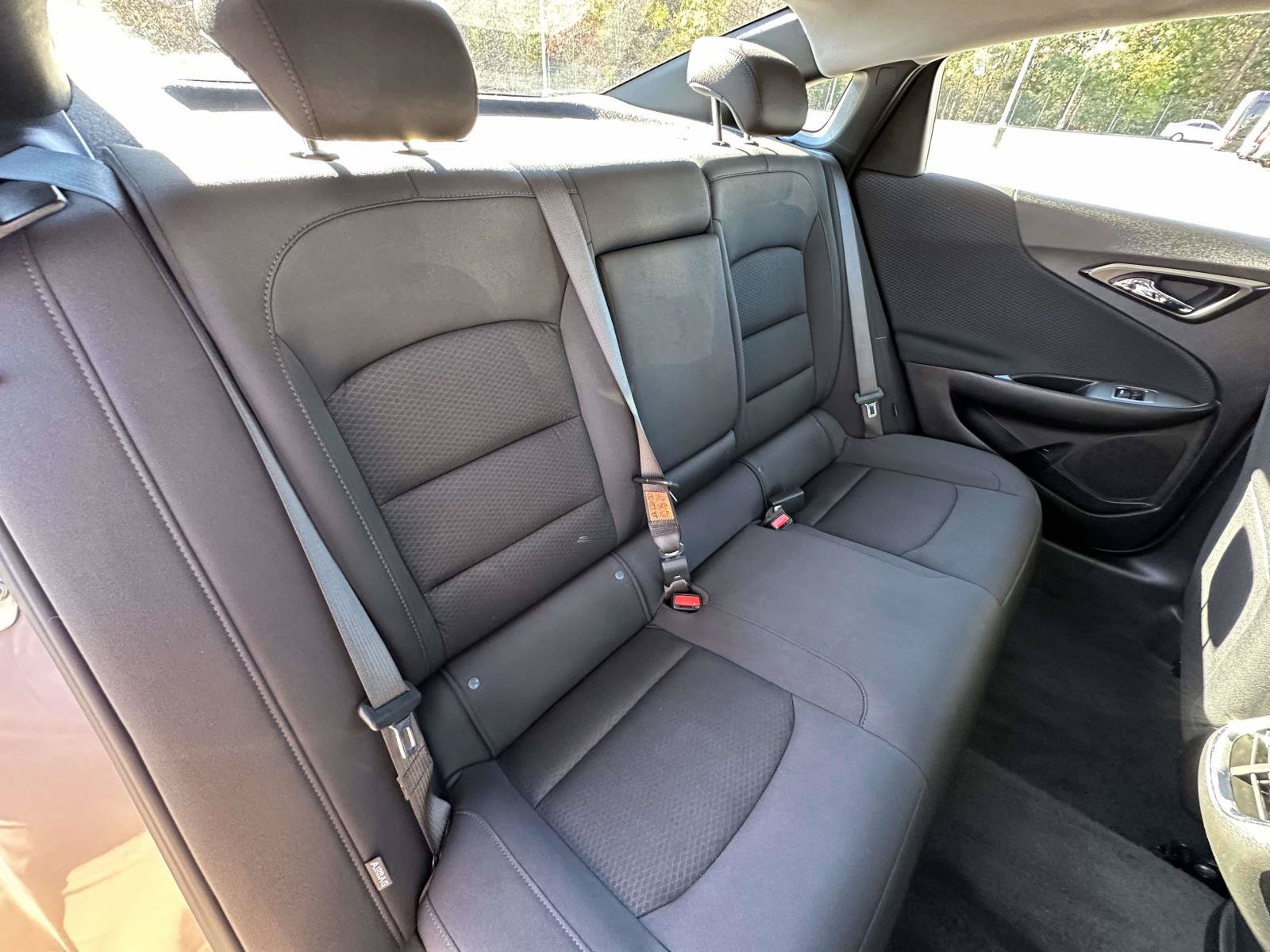 Used 2025 Chevrolet Malibu LT FWD image 28