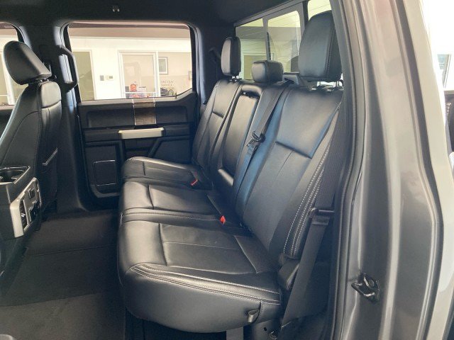 Certified 2022 Ford F350 Lariat w/ Black Appearance Package AWD/4WD image 9