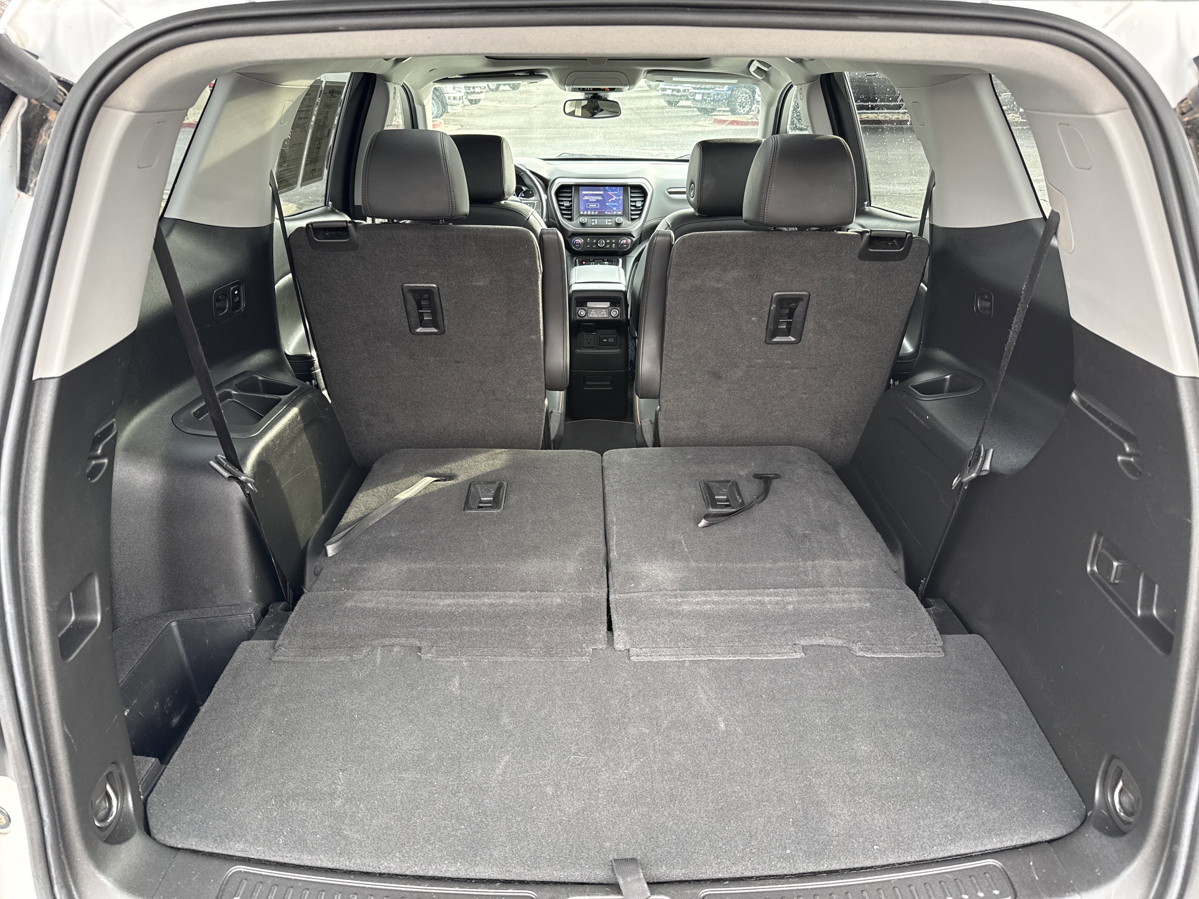 Used 2023 GMC Acadia AT4 w/ Technology Package image 29
