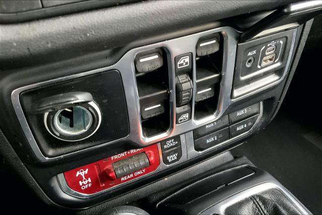 Used 2025 Jeep Wrangler Unlimited Rubicon AWD/4WD image 33