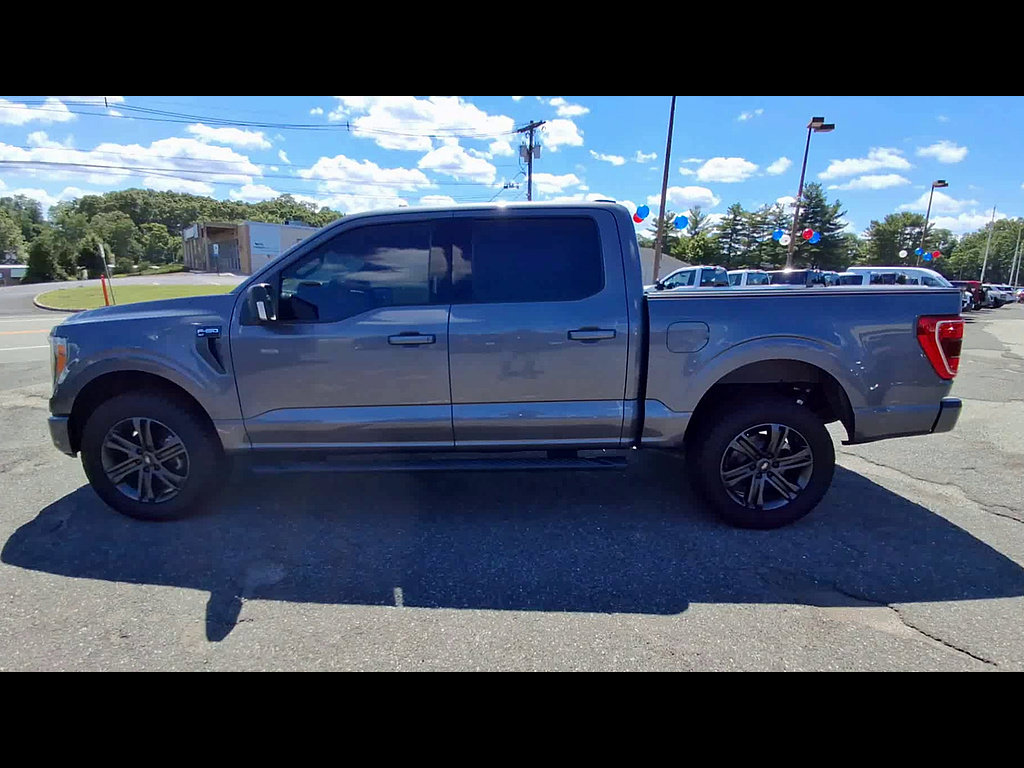 Certified 2021 Ford F150 XLT w/ Equipment Group 301A Mid AWD/4WD image 5