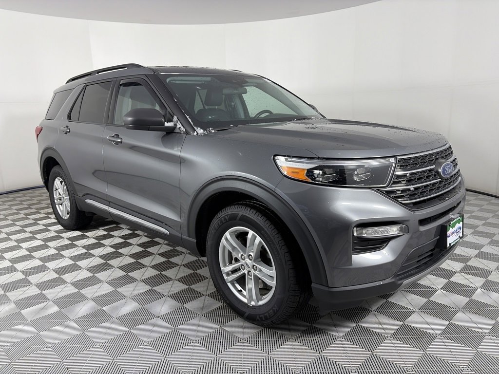 Certified 2022 Ford Explorer XLT w/ Equipment Group 202A