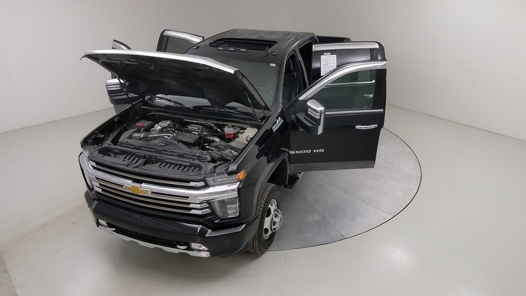Used 2022 Chevrolet Silverado 3500 High Country image 48