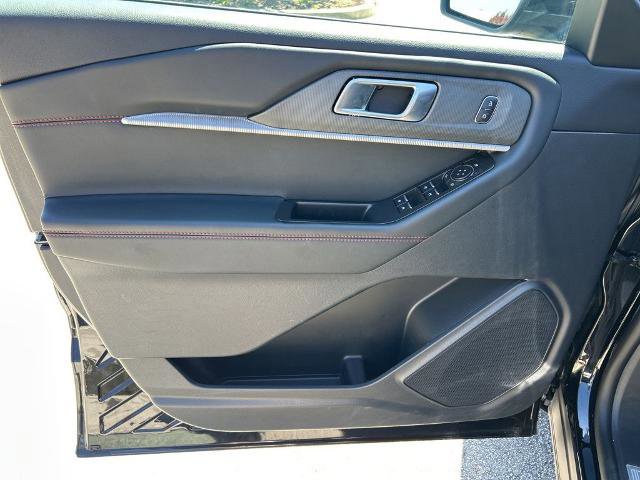 Certified 2025 Ford Explorer ST-Line image 17