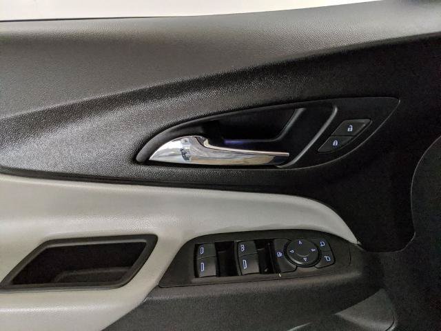 Used 2020 Chevrolet Equinox LS w/ LPO, Floor Liner Package AWD/4WD image 13