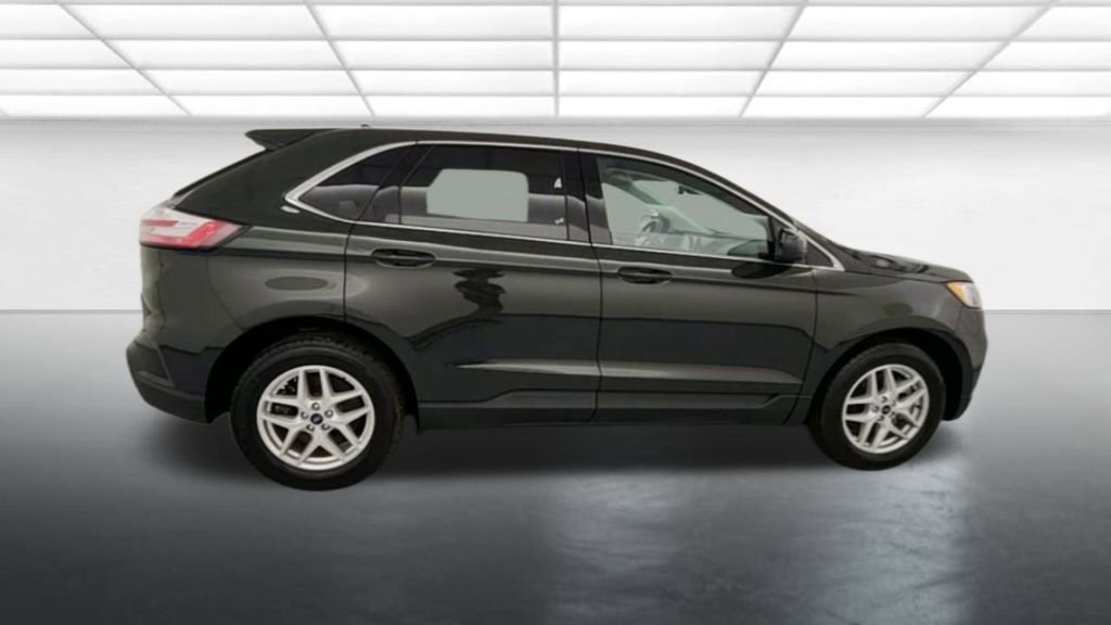 Certified 2022 Ford Edge SEL AWD/4WD image 9