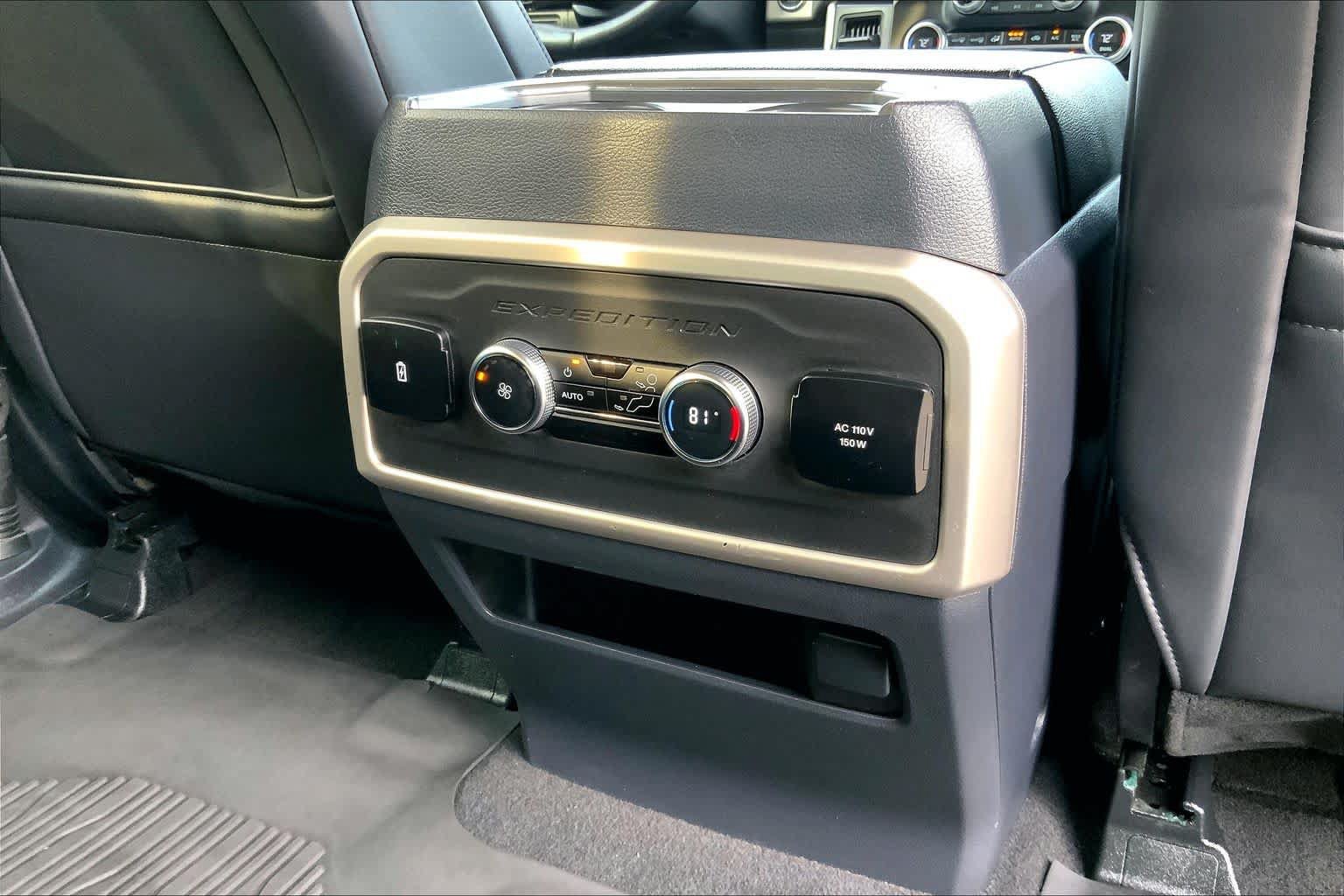 Certified 2024 Ford Expedition XLT RWD image 36