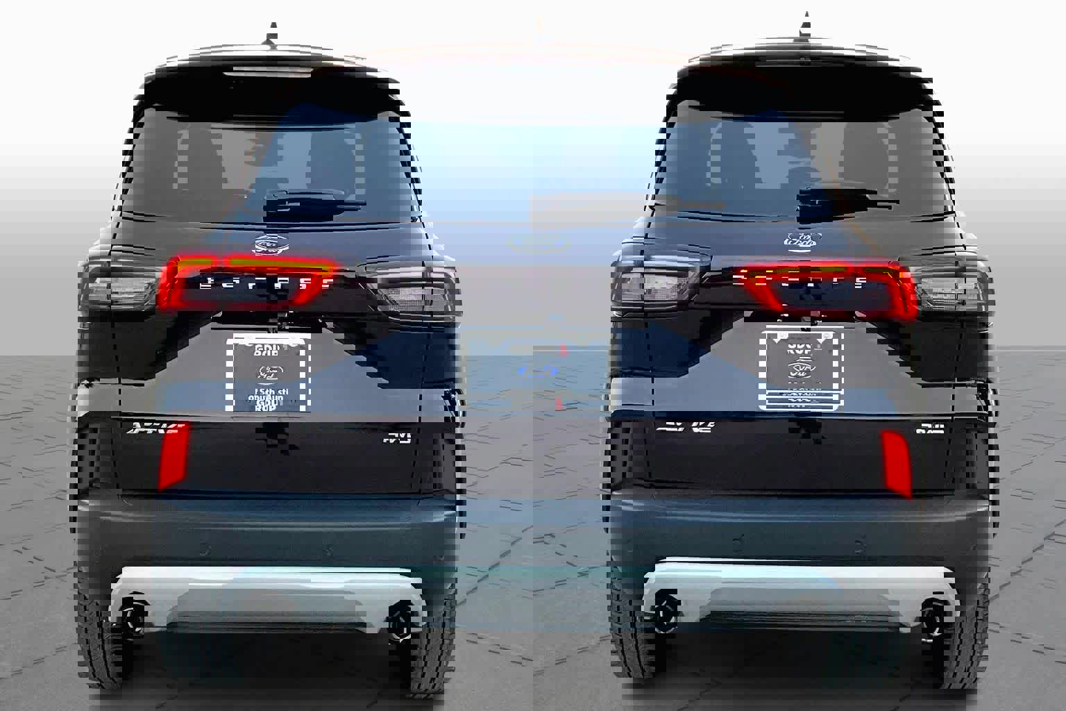 Certified 2023 Ford Escape Active w/ Tech Pack #2 image 2