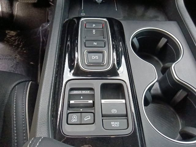 Used 2023 Honda Pilot Elite image 25