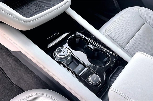 Certified 2025 Ford Explorer Platinum w/ Ultimate Package image 10