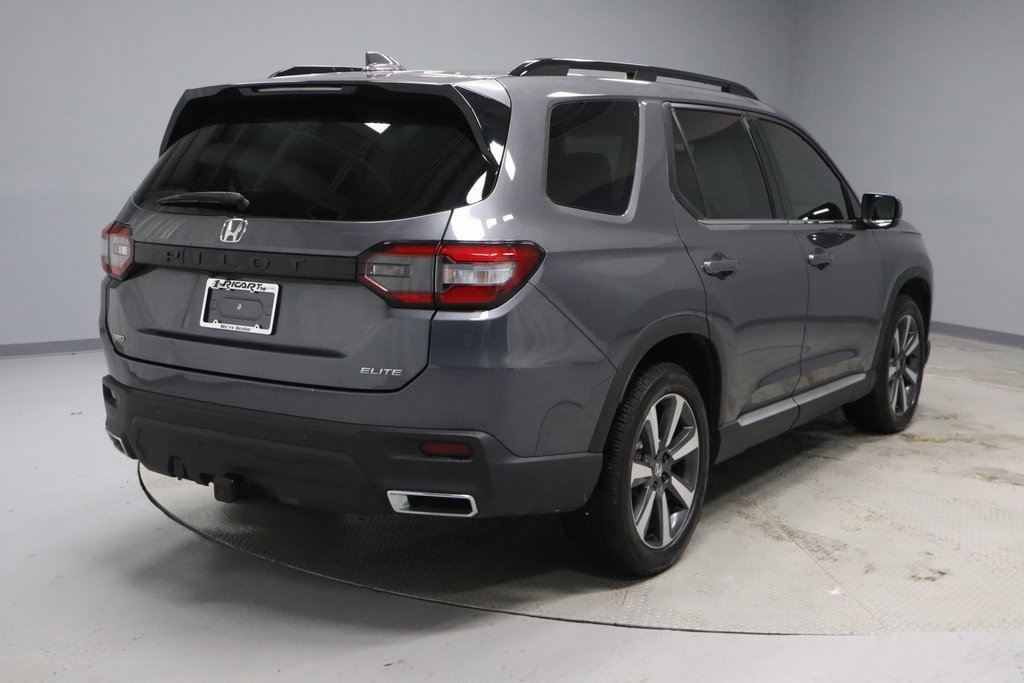 Used 2025 Honda Pilot Elite image 12
