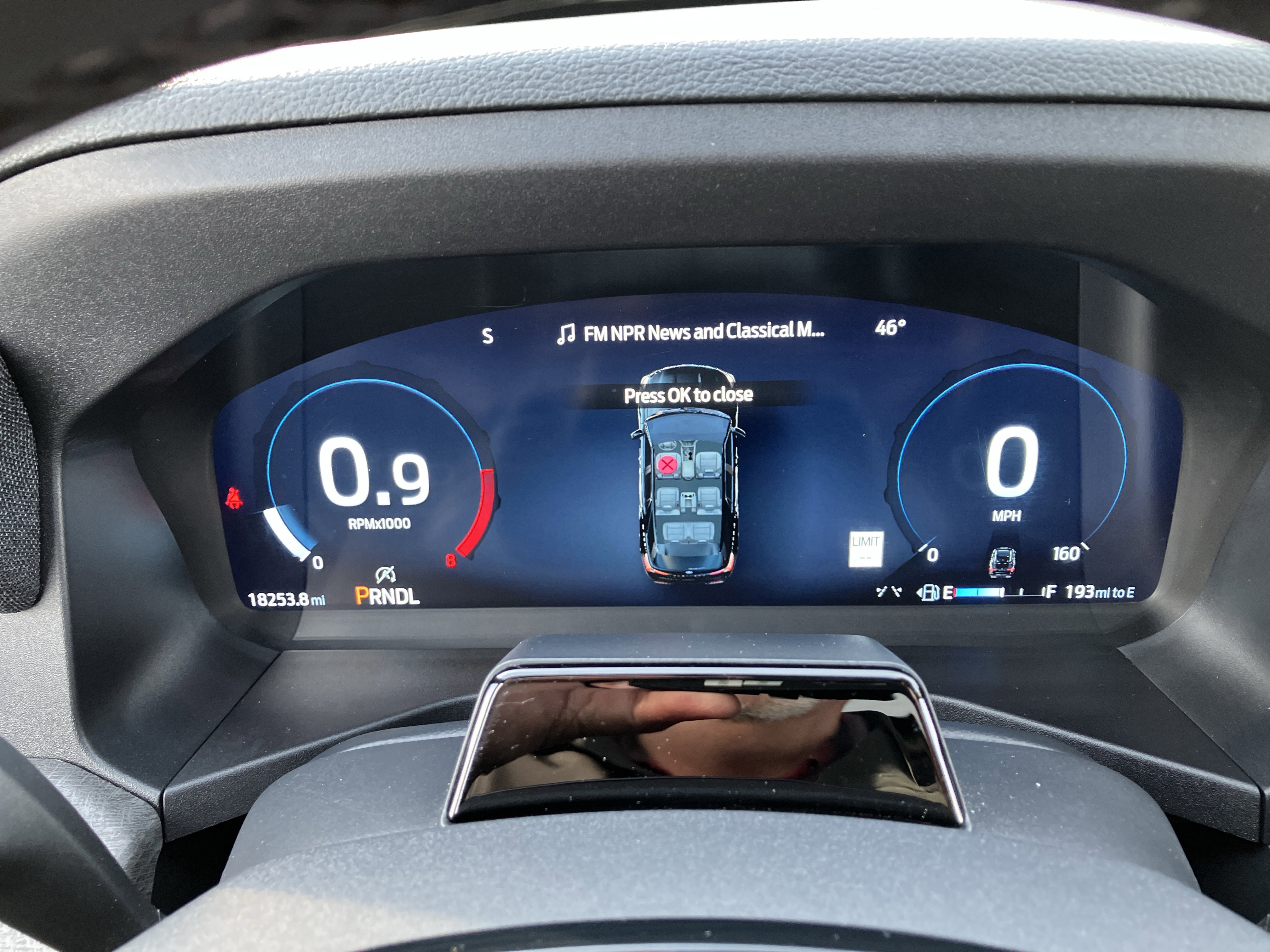 Certified 2025 Ford Explorer Platinum w/ LUX Leather Package image 37