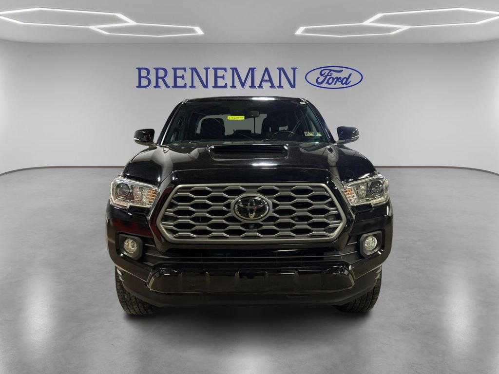 Used 2023 Toyota Tacoma TRD Sport w/ Advanced Technology Package AWD/4WD image 2