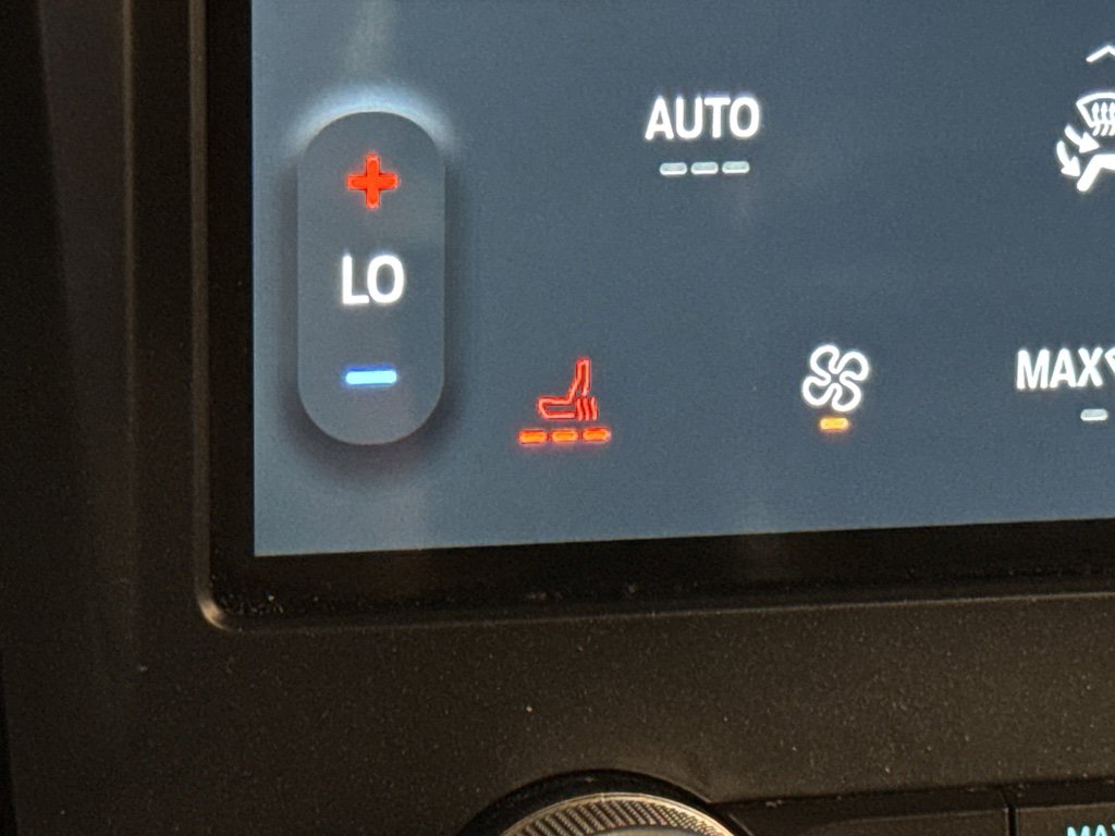 Certified 2023 Ford Edge SEL image 23