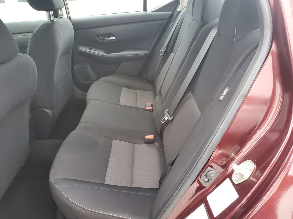 Used 2022 Nissan Sentra SV image 9