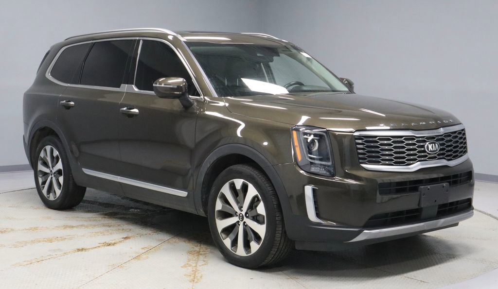 Used 2020 Kia Telluride S w/ S 8 Passenger Seating Package