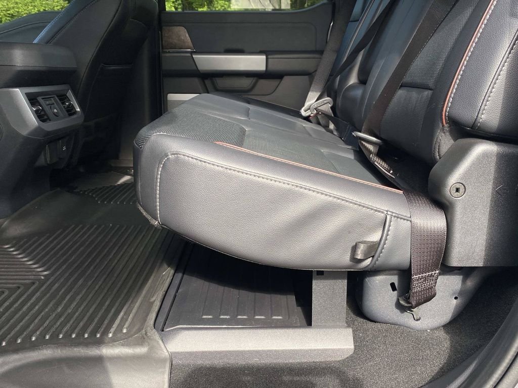 Certified 2024 Ford F250 Lariat w/ Lariat Ultimate Package AWD/4WD image 15