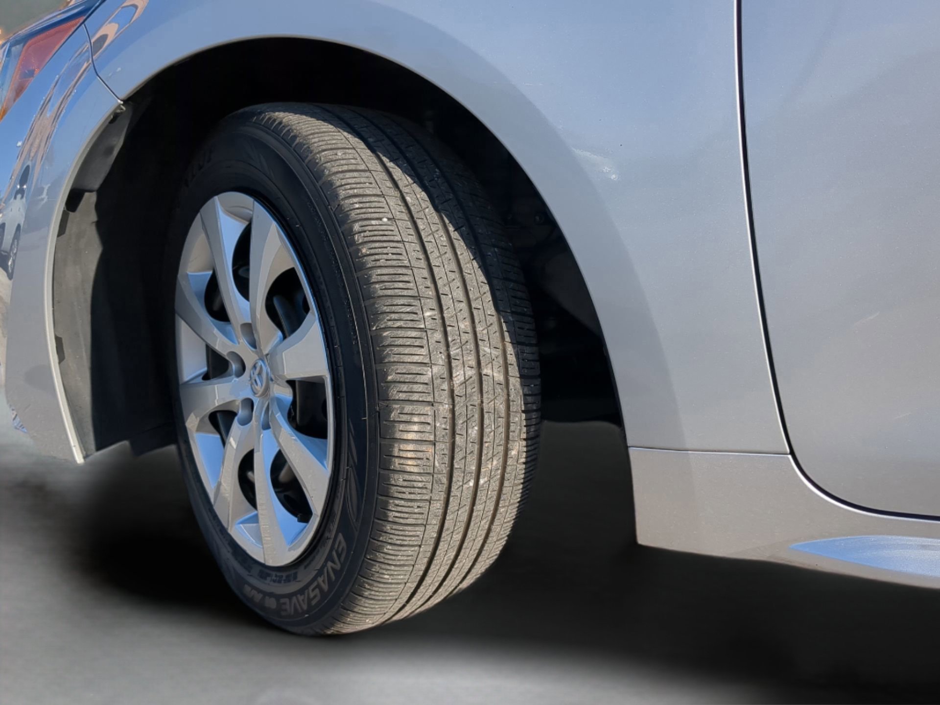 Used 2024 Toyota Corolla LE image 59