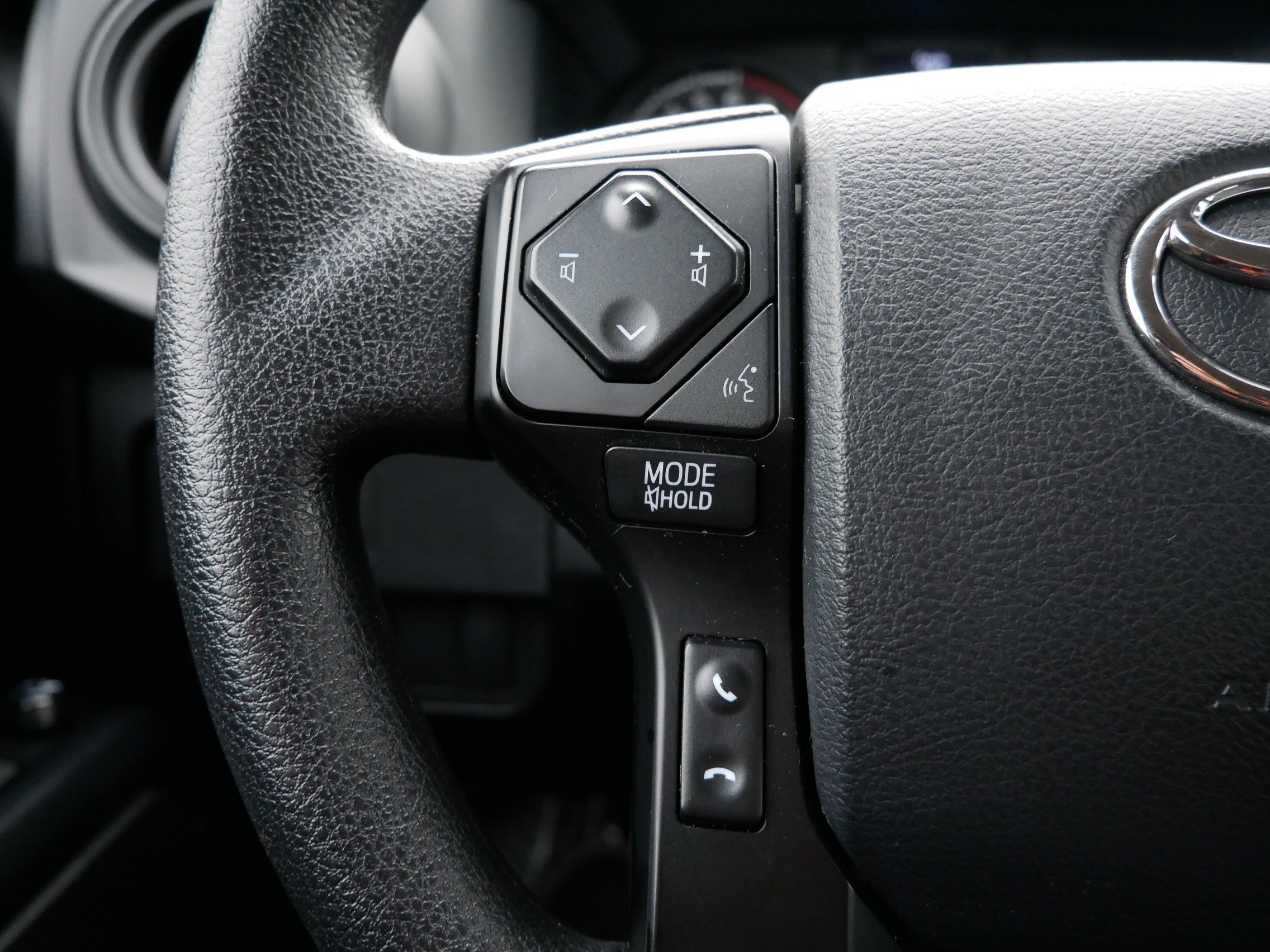 Used 2023 Toyota Tacoma SR AWD/4WD image 28