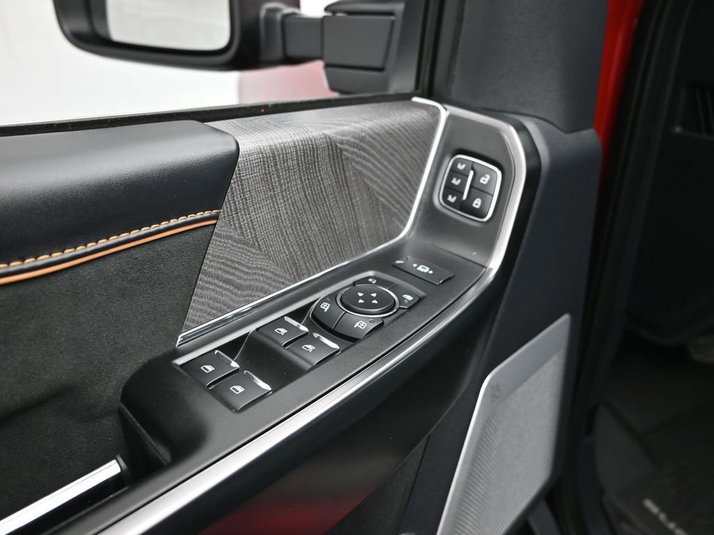 Certified 2024 Ford F250 Platinum image 38