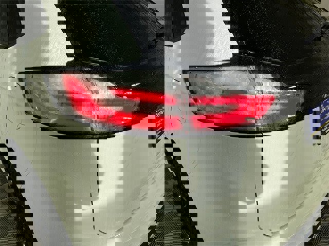 Certified 2021 Ford Edge ST w/ Equipment Group 401A image 18