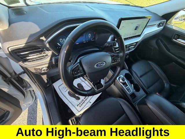 Certified 2025 Ford Escape Platinum AWD/4WD image 12