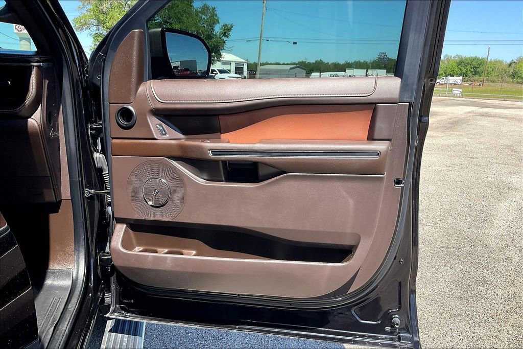 Certified 2024 Ford Expedition King Ranch RWD image 29