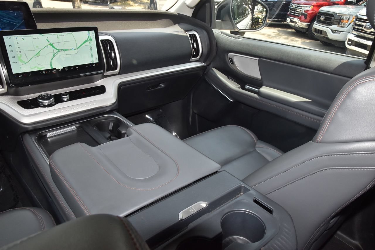 Certified 2025 Ford Expedition Max Active AWD/4WD image 18
