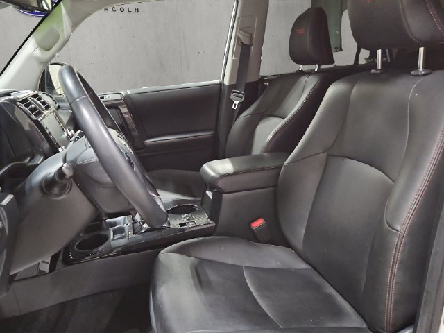 Used 2022 Toyota 4Runner TRD Off-Road Premium AWD/4WD image 13