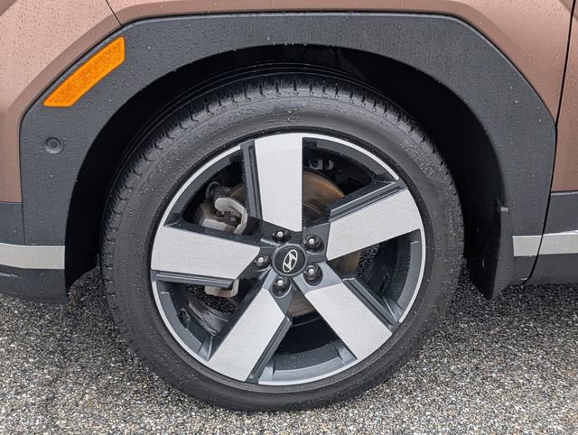 Used 2024 Hyundai Santa Fe Limited image 5