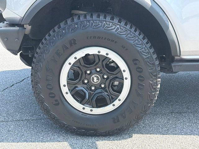 Certified 2022 Ford Bronco Badlands w/ Sasquatch Package AWD/4WD image 13