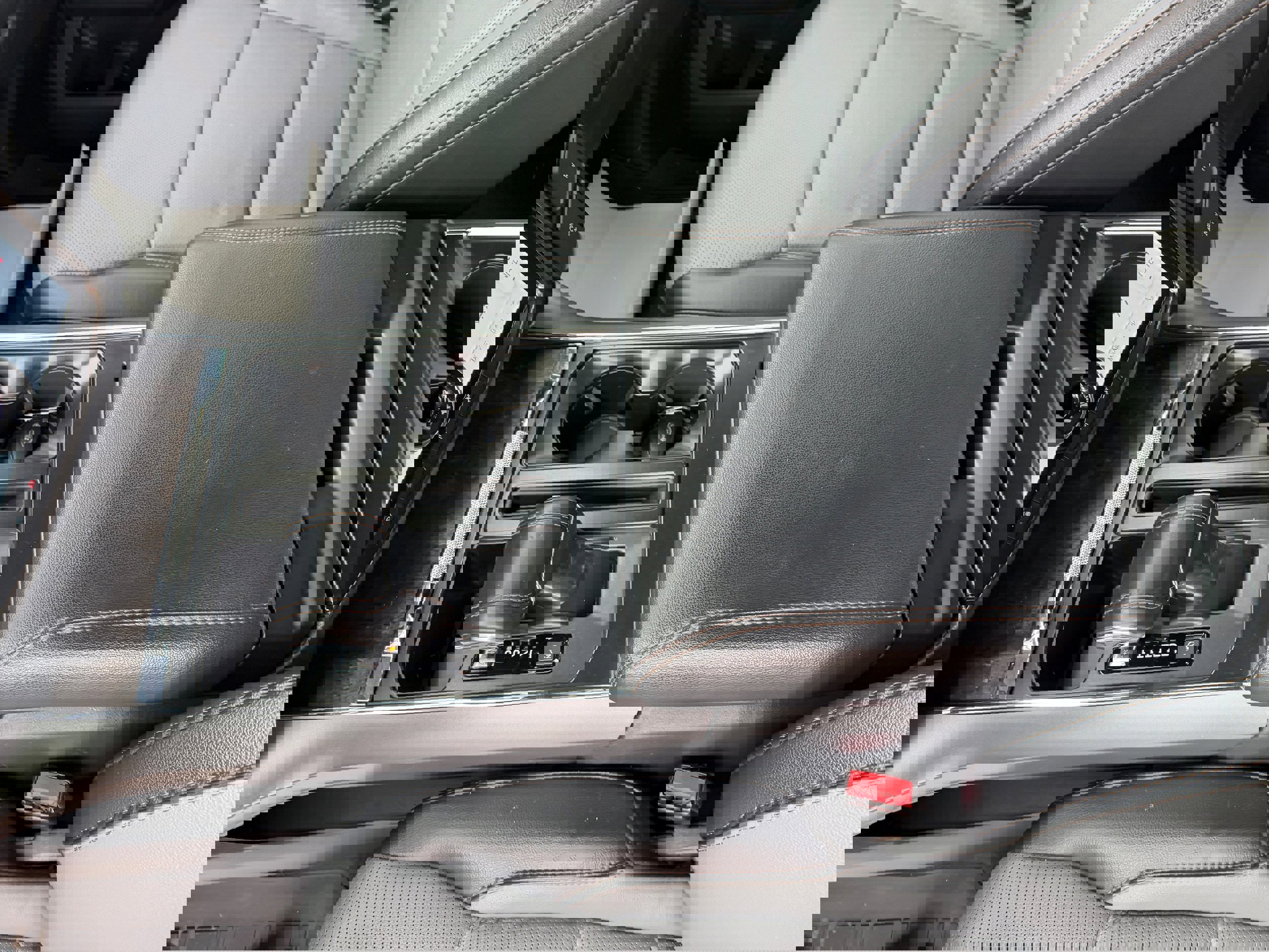 Certified 2023 Ford F150 Lightning Lariat w/ Equipment Group 511A High image 16