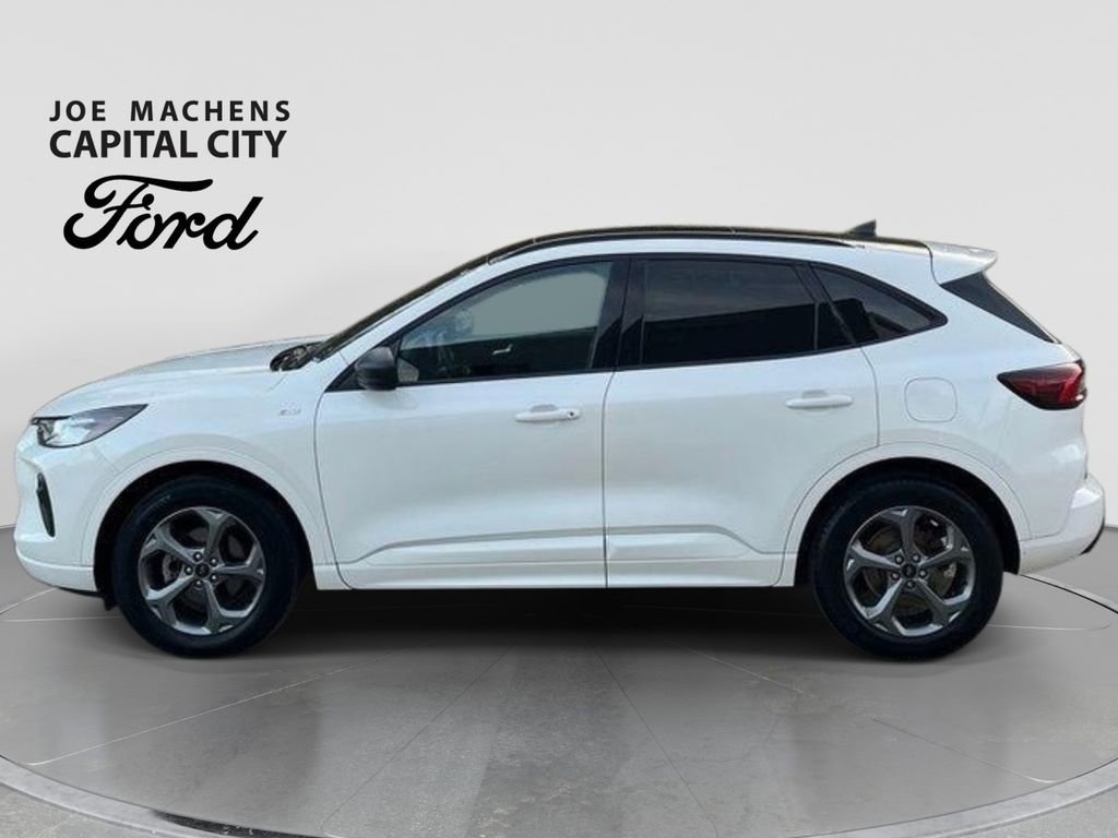 Certified 2024 Ford Escape ST-Line w/ Tech Pack #1 AWD/4WD image 5