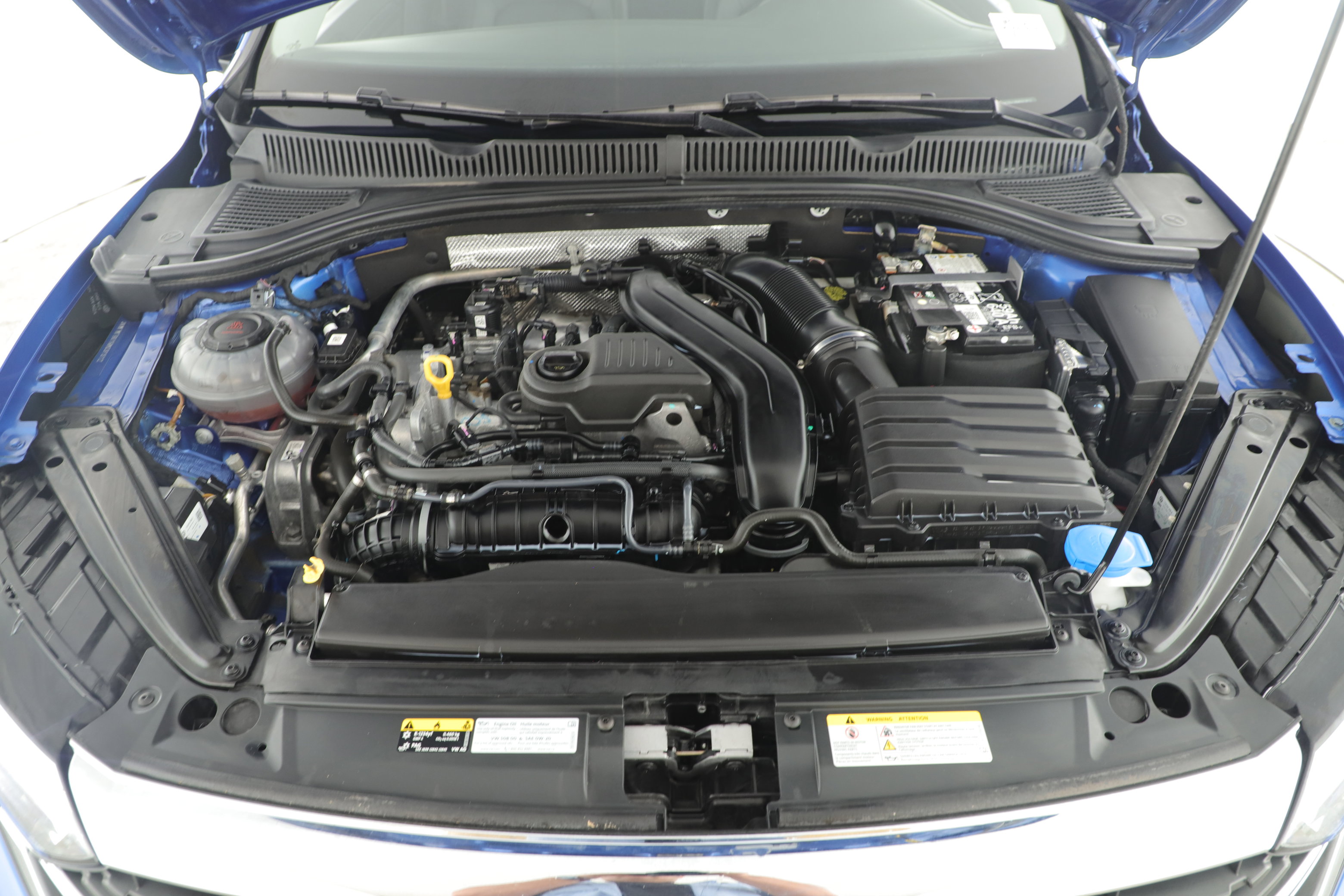 Used 2024 Volkswagen Jetta SE w/ Panoramic Sunroof Package image 6