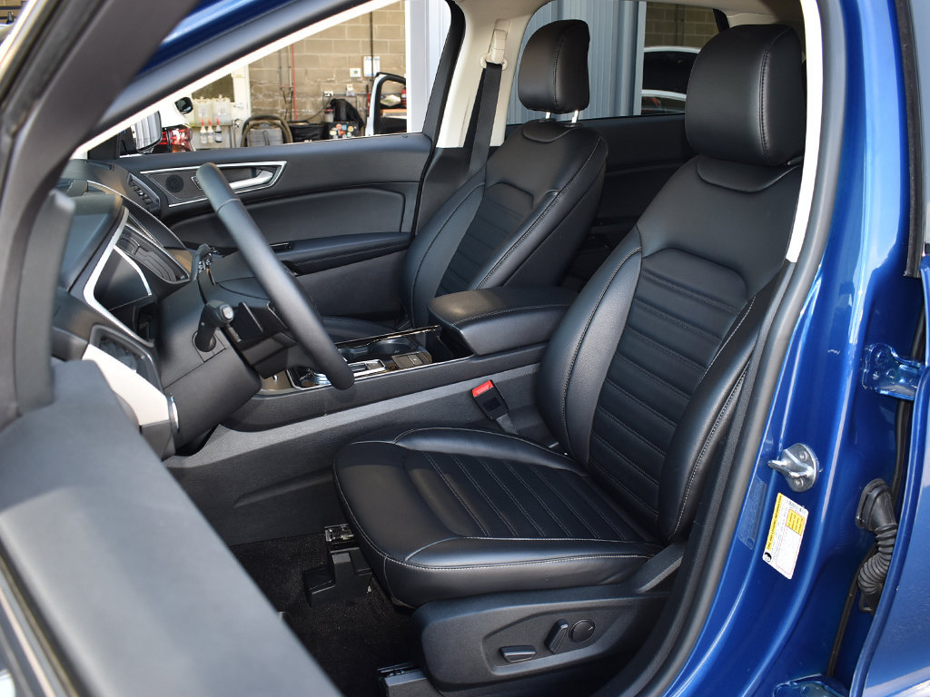 Certified 2020 Ford Edge SEL w/ Convenience Package AWD/4WD image 5