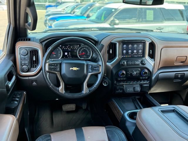 Used 2021 Chevrolet Silverado 1500 High Country w/ Z71 Off-Road Package AWD/4WD image 5